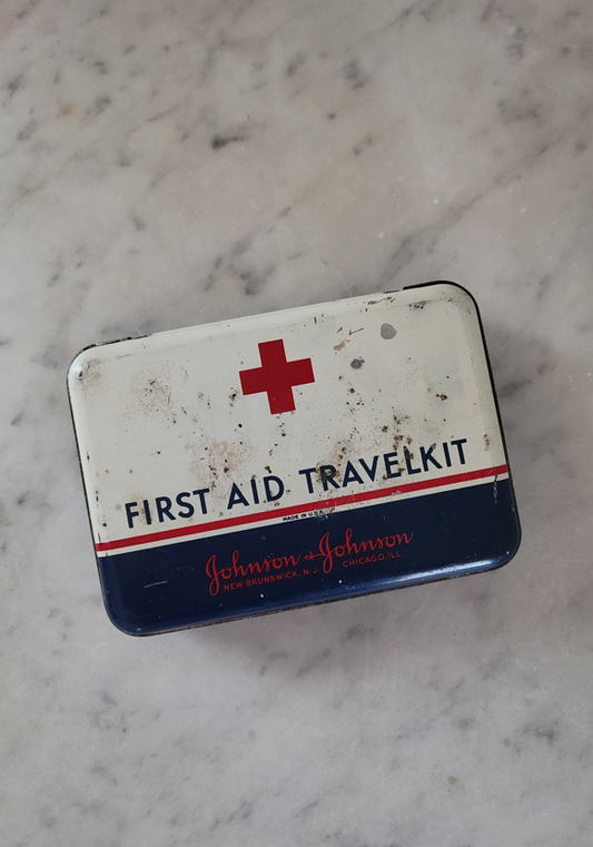 Johnson & Johnson First Aid Metal Travelkit